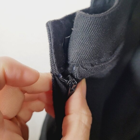 Hot Topic Skater Pleated overall skirt - Picture 4 of 6